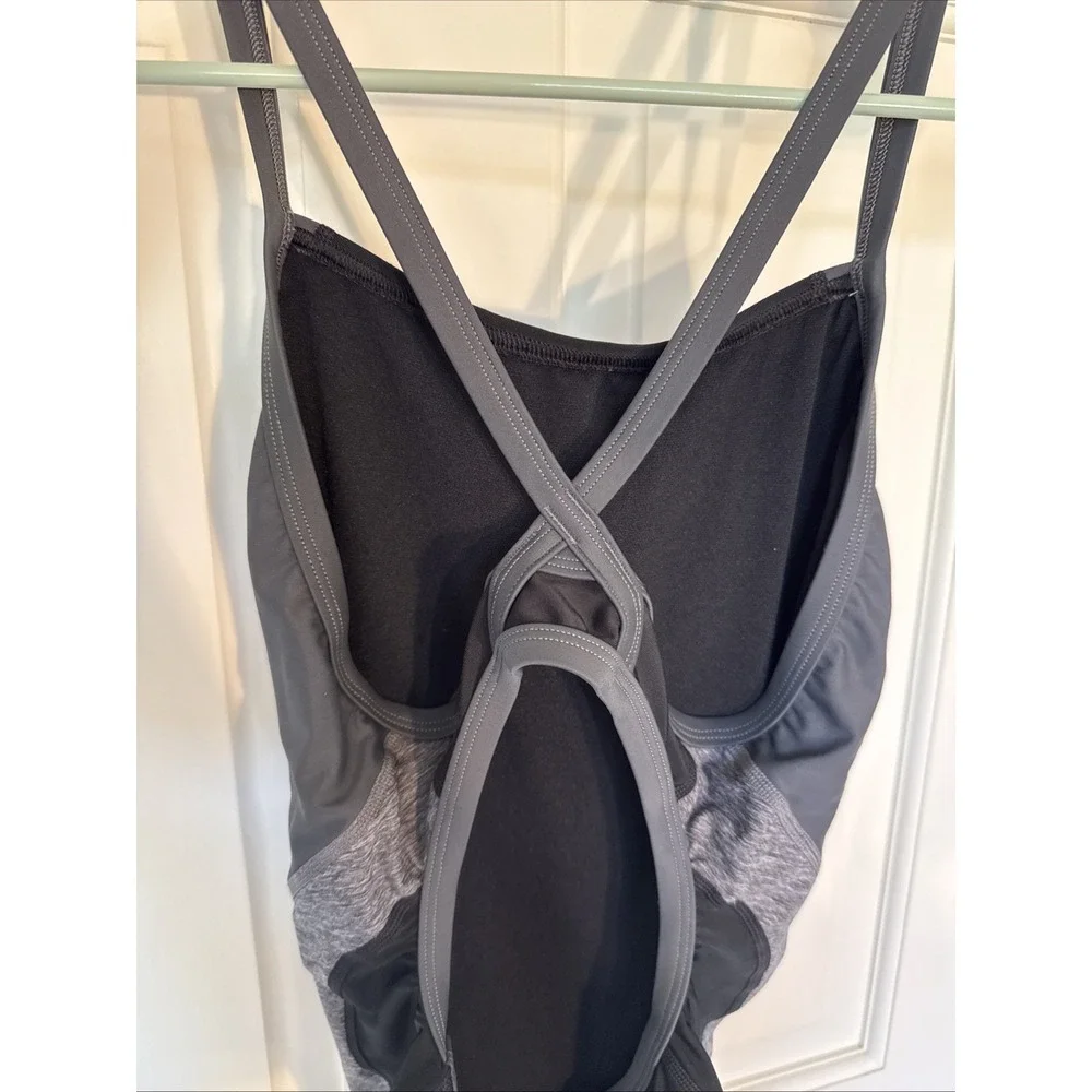 Women's Speedo Pro LT Flyback Training One Piece Swimsuit Black Grey Size 12/38 - Picture 11 of 11